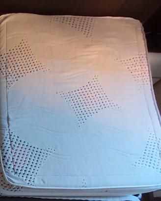 Materasso matrim. Valfrex  160x190x25 + 2 cuscini