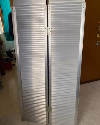 Rampa per disabili pieghevole in alluminio