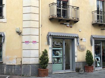 Locale commerciale in pieno centro