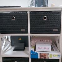 Mobile con cassetti in legno
