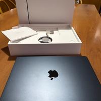 Apple MacBook Air 13,6" (256GB SSD, M2, 8GB)