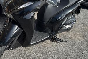 HONDA SH 350 BLACK