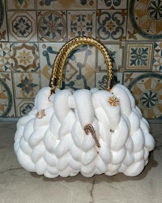 Borsa fatta a mano bianca e oro accessori inclusi
