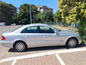 Mercedes, ottimi condizioni, dentro ecome nuova
