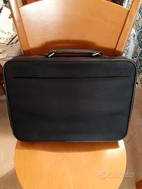 Valigetta porta pc fino a 15.6 pollici