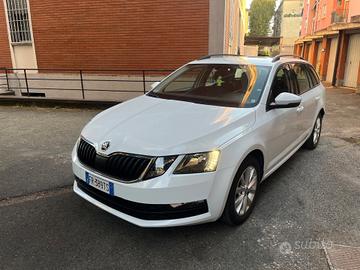 Skoda Octavia 1.4 TSI Wagon Ambition G-Tec