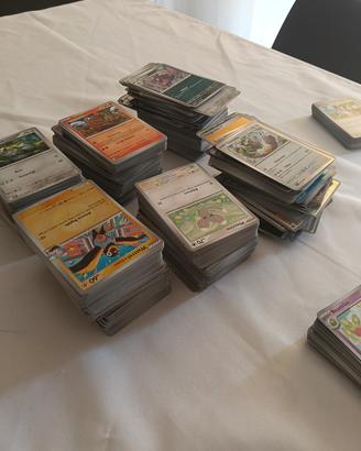 lotto 1000 carte Pokemon Italiane originali nuove 