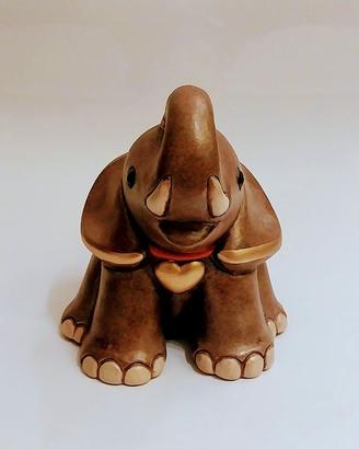 Thun - elefante in ceramica