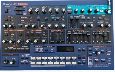 Roland JP-8080 + alette rack + smart media card