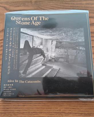 QUEENS OF THE STONE AGE ALIVE IN THE CATACOMBS CD 