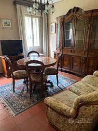 Mobili in legno d’epoca Salotto completo