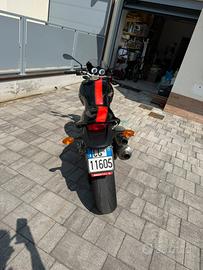 Ducati monster S2R