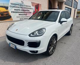 PORSCHE Cayenne 3.0 Diesel Platinum Edition CERCHI