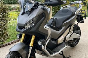 Honda x-adv 750 del 2017 -34000km