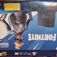 ps4 Pro boxata con giochi