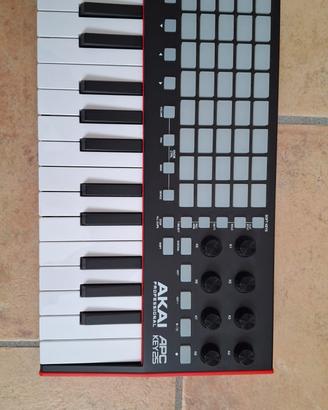 Akai APC KEY 25