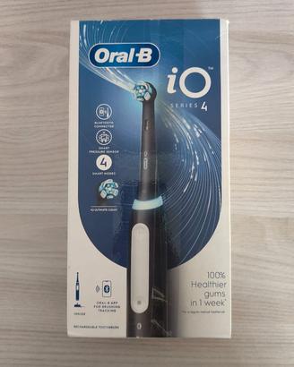 Spazzolino elettrico Oral-B IO4