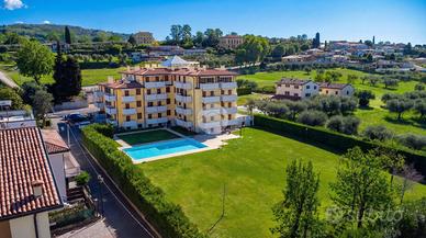 2 LOCALI A BARDOLINO