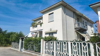 Trilocale moderno no spese di condominio