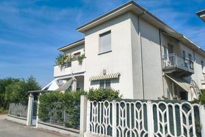 Trilocale moderno no spese di condominio