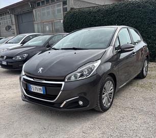 Peugeot 208 BlueHDi 75 5 porte Allure