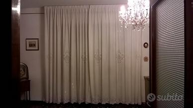 Tende di qualità a decori traforati, 320 x 305 (H)