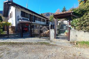 CASA SEMINDIPENDENTE A CUMIANA