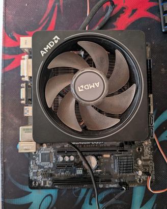 Scheda Madre ASRock FM2A68M con Dissipatore AMD