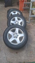 235/65R17/103VXL gomme auto con cerchi lega