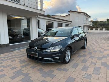 Volkswagen Golf 1.6 TDI 115 CV 5p. Highline BlueMo