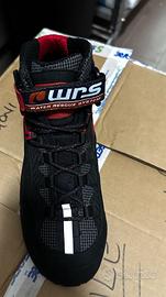 Scarpe soccorso fluviale/torrentismo