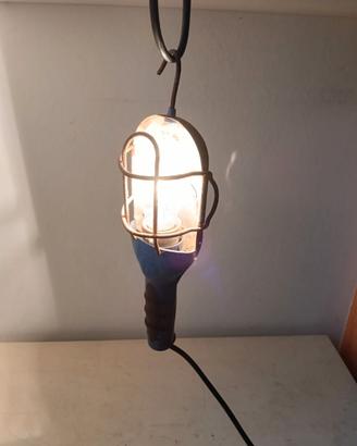 Lampada da lavoro portatile blu con gabbia protett