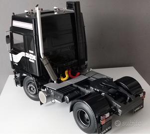 Camion Volvo F16 Pocher scala 1/8