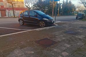 Mercedes classe A160D w169. Anche x Neopatentati.