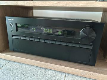 Onkyo TX-NR818 
