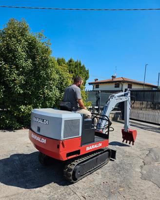 E247- Escavatore Baraldi 102/B