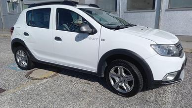 Dacia Sandero 0.9 Turbo GPL del 2017 con 67.000 km