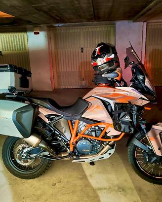 KTM 1290 SUPER ADVENTURE R - DAKAR EDITION