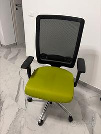 Sedia Ufficio Ergonomica con Braccioli