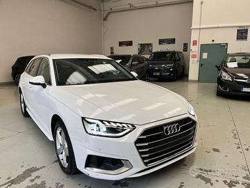 AUDI A4 Avant 30 TDI/136 CV S tronic Business Ad