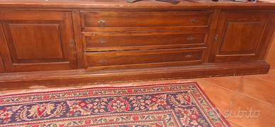 mbiletto basso con cassetti