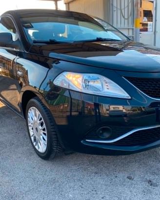 Lancia Ypsilon 1.2 69 CV 5 p. Come Nuova