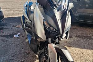 xmax 300