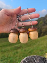 funghetti portachiavi  in legno