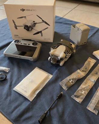 DJI Mini 4 Pro Fly More Combo Drone Caméra