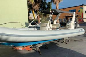 Mariner 690, motore honda 200cv- 4 tempi