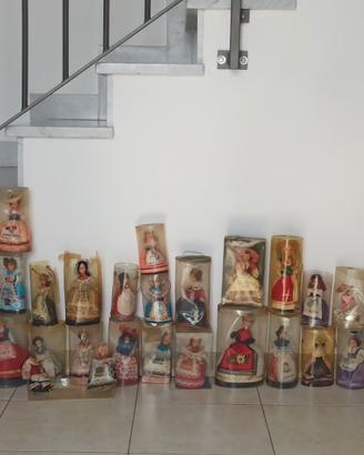 Lotto 40 bambole souvenir vintage in costume trad
