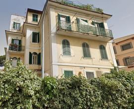 2 LOCALI A ROMA
