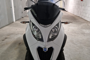 Piaggio mp3 300