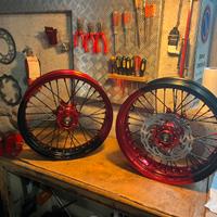 Cerchi motard personalizzabili